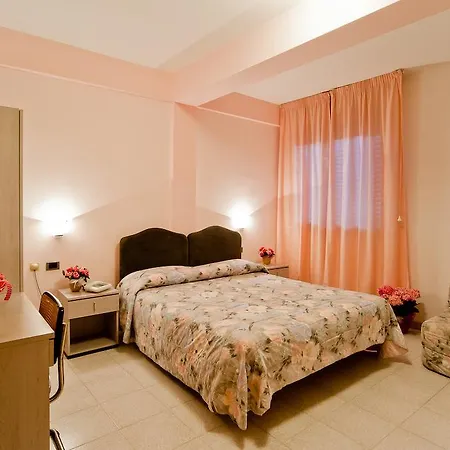 Hotel Il Quadrifoglio Cascia Room photo