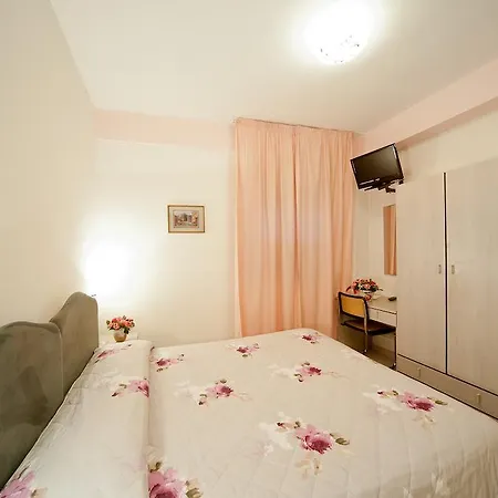 Hotel Il Quadrifoglio Cascia Room photo